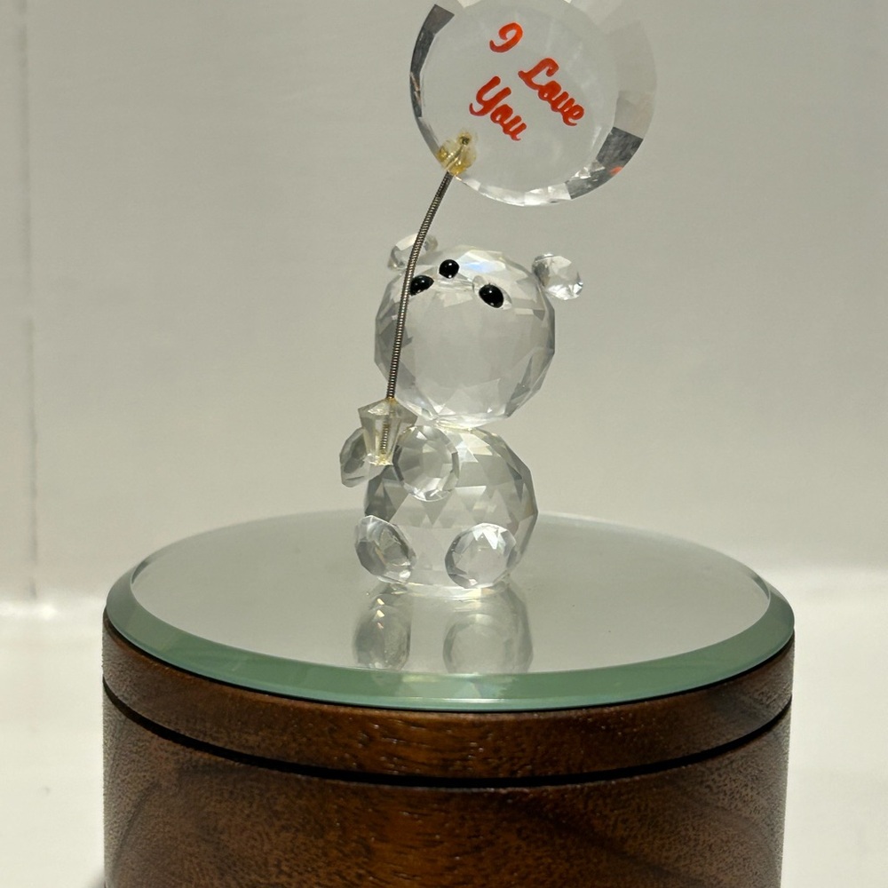 Crystal Zoo Collectible Love Bear